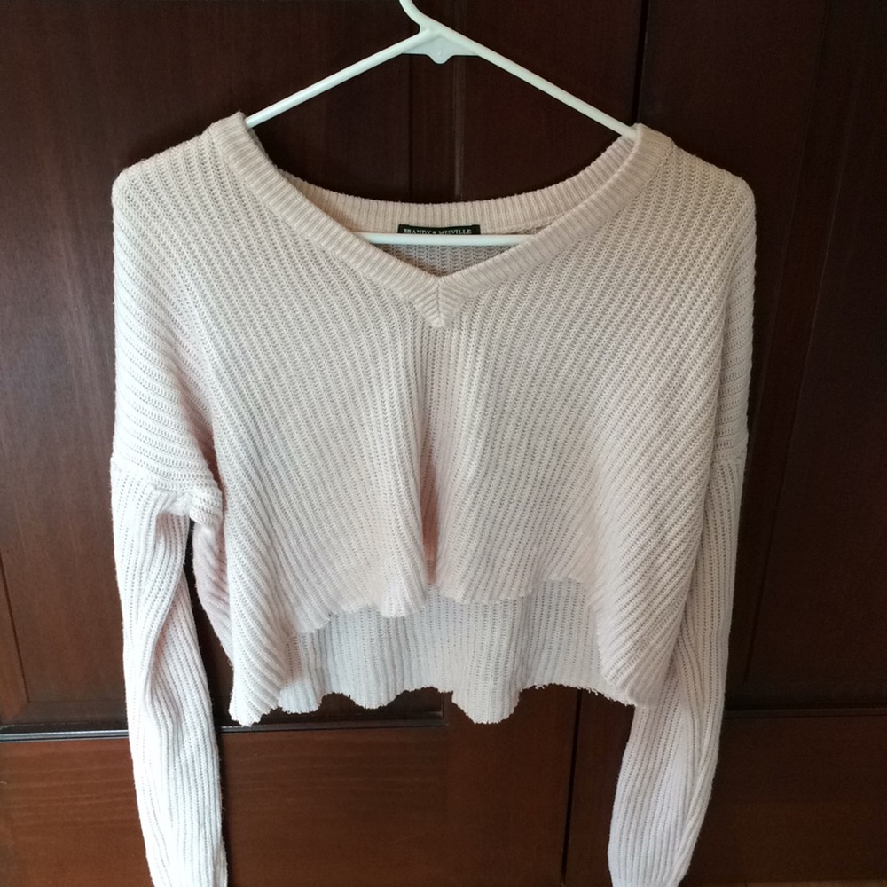 brandy melville cropped peach sweater knit